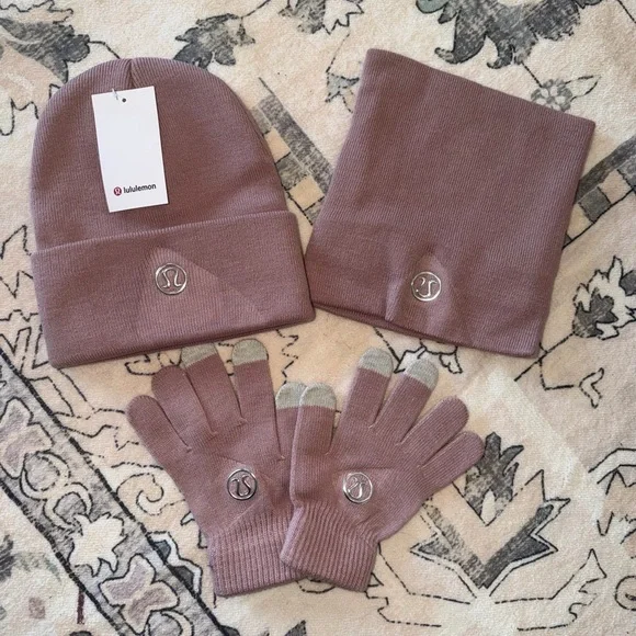 lululemon athletica Accessory Set - Picture 1 of 6